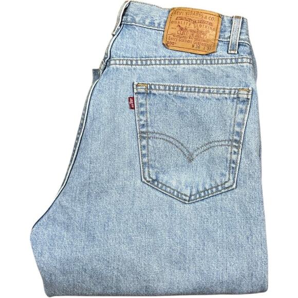 Levi’s 505 Made In USA 90’s Light Wash Straight Leg Jeans - Picture 1 of 13